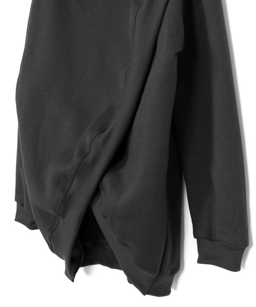 Figments（フィグメンツ）の「バックデザインパーカー(裏起毛）（パーカー・レディース・ブラック/グリーン・FREE）」の8枚目の写真