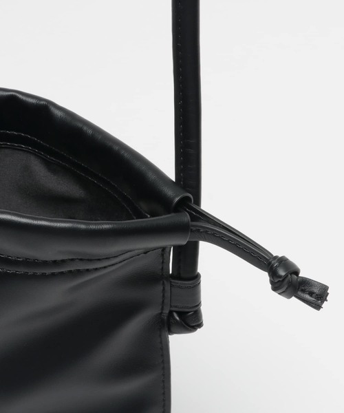 ITEMS URBANRESEARCH（アイテムズ アーバンリサーチ）の「PUキンチャクショルダー（ショルダーバッグ・レディース・グリーン/ブロンズ/ブラック・-）」の22枚目の写真