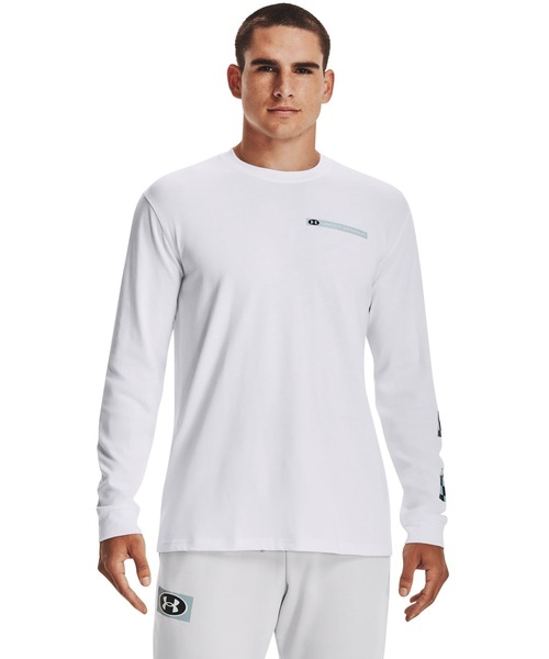 UNDER ARMOUR(アンダーアーマー)の「UAヘビーウエイト ロングスリーブ(トレーニング/メンズ)(Tシャツ/カットソー・メンズ・ブラック/ホワイト・3XL/L/S/XL/XXL/M)」の1枚目の写真