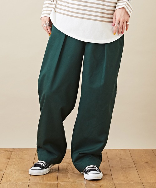 CUBE SUGAR（キューブシュガー）の「ツイル ウエストゴム 無地 タックパンツ（その他パンツ・レディース・ライトグレー/ブラック/ベージュ/グリーン・M）」の4枚目の写真