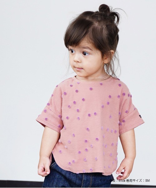 quoti use fith（クゥオティ　ユース　フィス）の「ポコポコドットジャガード 半袖 ラウンドTシャツ（Tシャツ/カットソー・キッズ・オレンジ/ホワイト/ネイビー・90/110/80/120/130/100）」の3枚目の写真