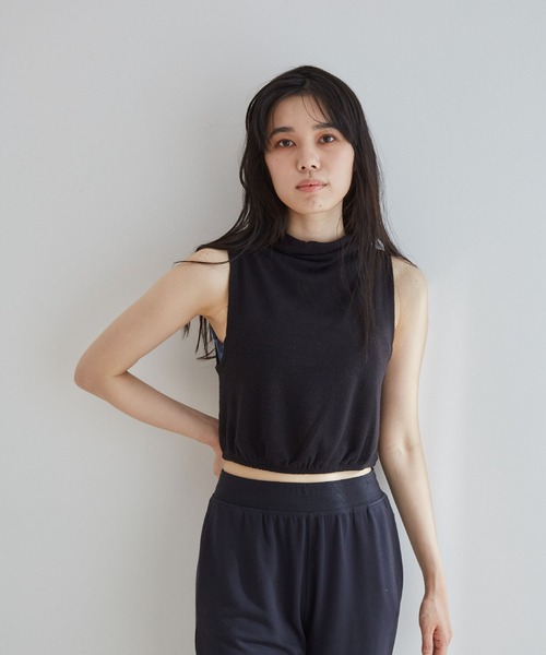 Alo Yoga（アロヨガ）の「【alo】ALOLUX ソーホーモックネックタンク