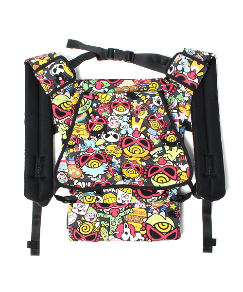 HYSTERIC MINI（ヒステリックミニ）の「Hungry meet the Monsters 総柄  BABY'S 2WAYキャリヤー （その他ベビー用品・キッズ・ホワイト系その他/ブラック系その他・FREE）」の6枚目の写真
