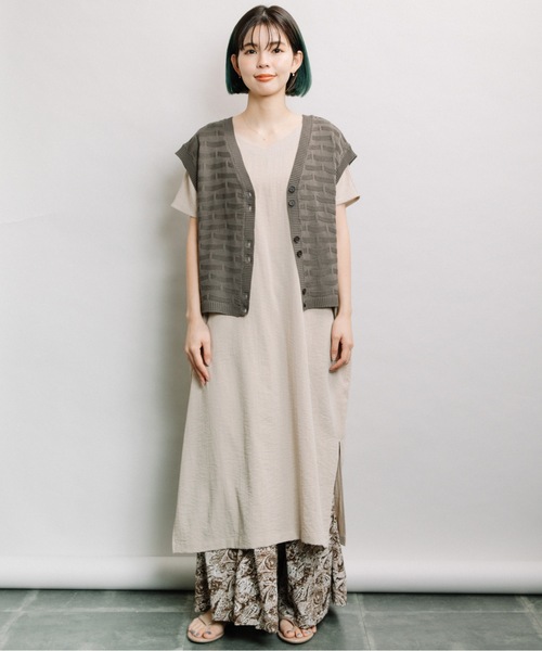 refinedworks(リファインドワークス)の「麻タッチAC釦付きベスト(ベスト・レディース・チャコールグレー/オフホワイト/イエロー・FREE)」の7枚目の写真