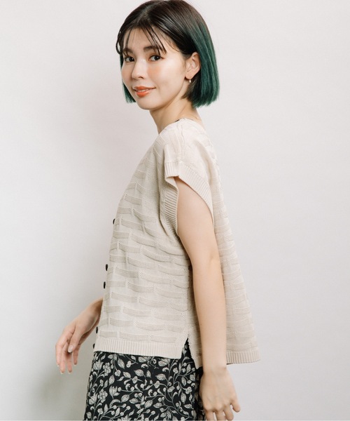 refinedworks(リファインドワークス)の「麻タッチAC釦付きベスト(ベスト・レディース・チャコールグレー/オフホワイト/イエロー・FREE)」の15枚目の写真