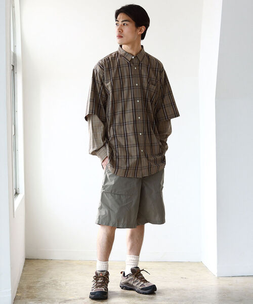 BEAMS（ビームス）の「BEAMS / フェイク レイヤード シャツ（シャツ/ブラウス・メンズ・ブラウン/サックスブルー・SMALL/MEDIUM/LARGE/X-LARGE）」の3枚目の写真