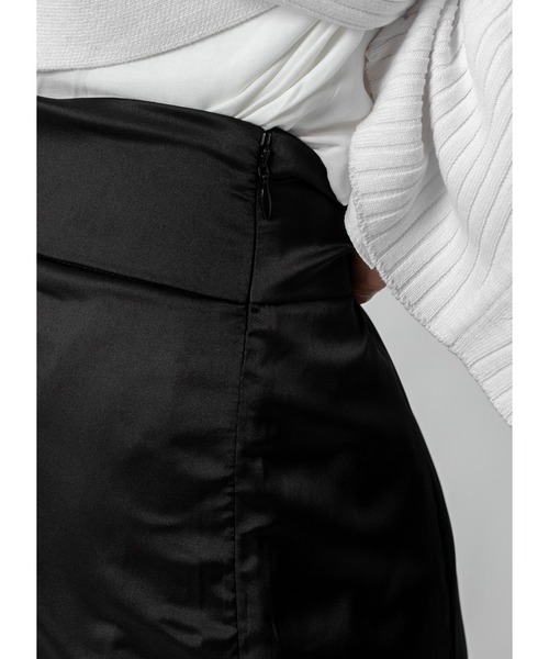 Adoon plain（アドーンプレーン）の「サテンマーメイドスカート（スカート・レディース・ブラック/オリーブ/グレイッシュベージュ・MEDIUM/LARGE）」の12枚目の写真