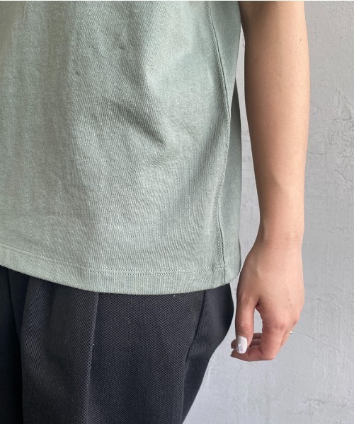 DANTON（ダントン）の「[DANTON/ダントン] ワンポイントロゴ クルーネックポケットTシャツ（Tシャツ/カットソー・レディース・ホワイト/ブラック/ネイビー/サックスブルー/ピンク/グリーン/アイボリー/グレイッシュベージュ/レモンイエロー/チャコール/ベージュ・44/46/40/38/42/36/34）」の18枚目の写真