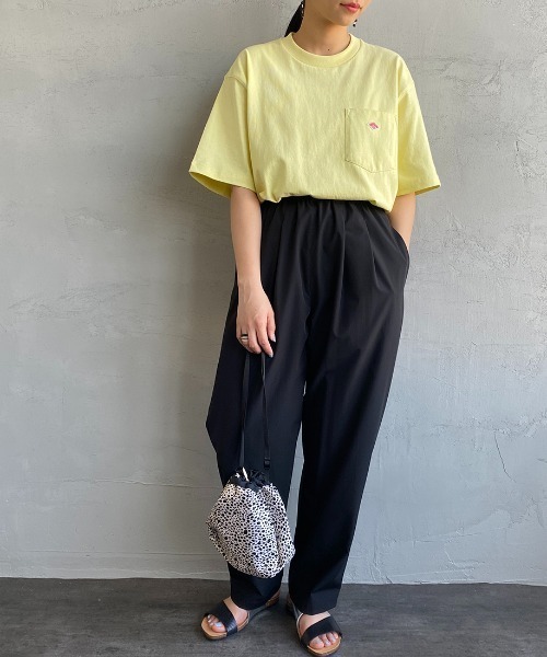 DANTON（ダントン）の「[DANTON/ダントン] ワンポイントロゴ クルーネックポケットTシャツ（Tシャツ/カットソー・レディース・ホワイト/ブラック/ネイビー/サックスブルー/ピンク/グリーン/アイボリー/グレイッシュベージュ/レモンイエロー/チャコール/ベージュ・44/46/40/38/42/36/34）」の12枚目の写真