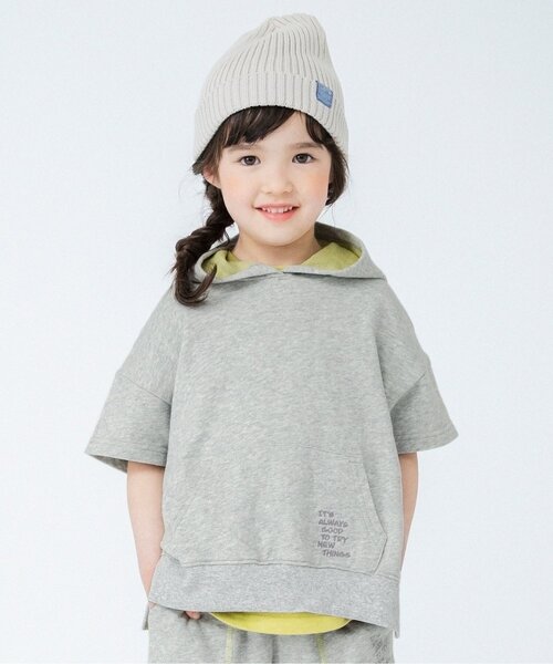 BREEZE（ブリーズ）の「WEB限定 バイカラー半袖パーカー（パーカー・キッズ・ベージュ/グレー/カーキ・110/90/120/140/80/100/130）」の2枚目の写真