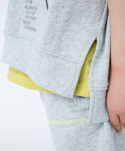 BREEZE（ブリーズ）の「WEB限定 バイカラー半袖パーカー（パーカー・キッズ・ベージュ/グレー/カーキ・110/90/120/140/80/100/130）」の22枚目の写真