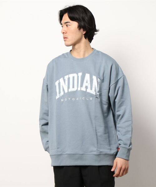 INDIAN(インディアン)の「/INDIAN/サテンロゴ オーバーサイズトレーナー(スウェット・メンズ・オフホワイト/ブルーグレー/グリーン/ブラック・MEDIUM/X-LARGE/LARGE)」の3枚目の写真