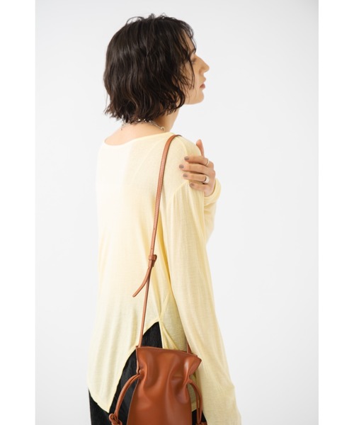 HANNE(アン)の「シアートップス(Tシャツ/カットソー・レディース・ホワイト/ブラック/ブルー/イエロー・フリー)」の6枚目の写真
