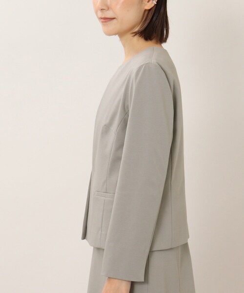 UNTITLED（アンタイトル）の「◆【接触冷感】ストレッチ ノーカラージャケット（ノーカラージャケット・レディース・ブラック/グレー/ダークネイビー・44/48/42/00/01/02/03/04）」の6枚目の写真