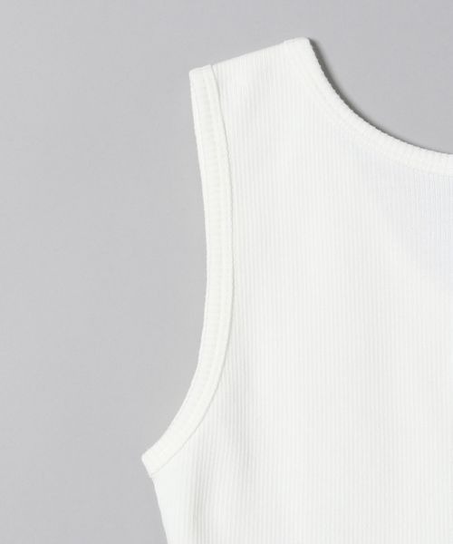 JEANASIS（ジーナシス）の「サスティナブルリブクロップドタンク/295903（タンクトップ・レディース・オフホワイト/ブラック/ブルー/グレー系その他/ライム・FREE）」の17枚目の写真
