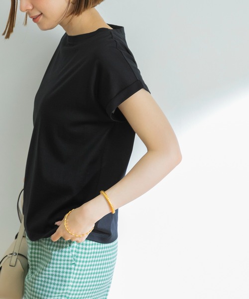 URBAN RESEARCH（アーバンリサーチ）の「ペルビアンコットンTシャツ（Tシャツ/カットソー・レディース・グリーン系その他/ブラック/オレンジ/ホワイト/グレー系その他/ブラウン系その他/グリーン・FREE）」の9枚目の写真