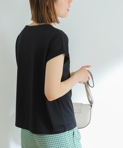 URBAN RESEARCH（アーバンリサーチ）の「ペルビアンコットンTシャツ（Tシャツ/カットソー・レディース・グリーン系その他/ブラック/オレンジ/ホワイト/グレー系その他/ブラウン系その他/グリーン・FREE）」の11枚目の写真