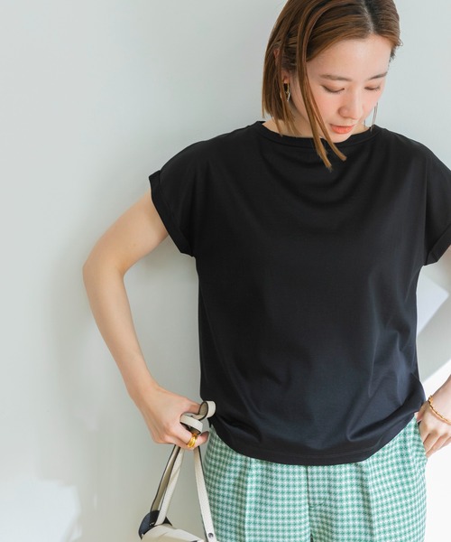 URBAN RESEARCH（アーバンリサーチ）の「ペルビアンコットンTシャツ（Tシャツ/カットソー・レディース・グリーン系その他/ブラック/オレンジ/ホワイト/グレー系その他/ブラウン系その他/グリーン・FREE）」の13枚目の写真