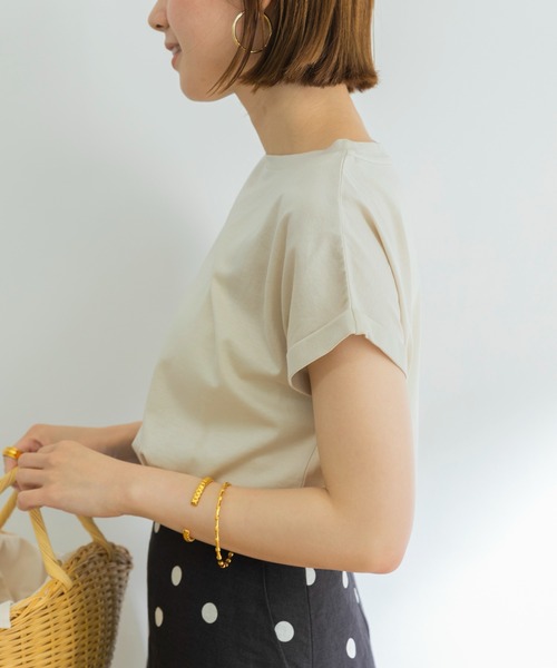 URBAN RESEARCH（アーバンリサーチ）の「ペルビアンコットンTシャツ（Tシャツ/カットソー・レディース・グリーン系その他/ブラック/オレンジ/ホワイト/グレー系その他/ブラウン系その他/グリーン・FREE）」の17枚目の写真