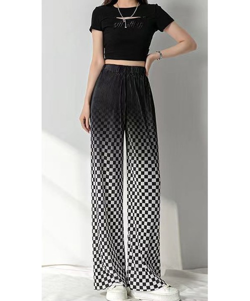 DEVICE(デバイス)の「ブロックチェック チェッカー プリーツ グラデーションリラックスパンツ(スラックス・レディース・ブラック/グリーン/ブルー・FREE)」の12枚目の写真