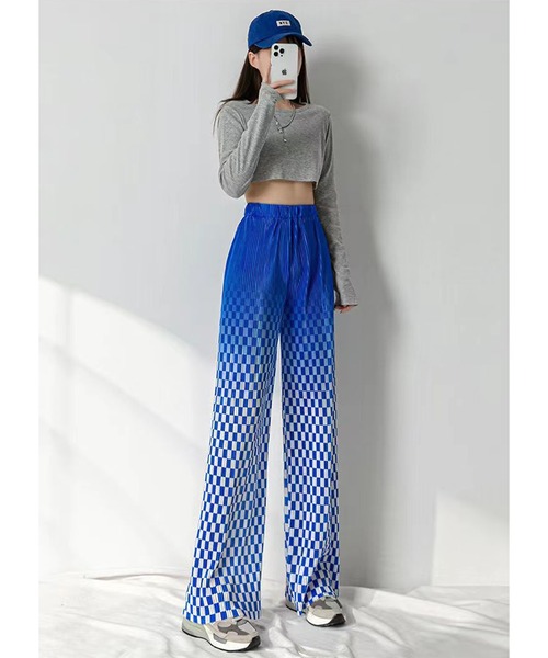 DEVICE(デバイス)の「ブロックチェック チェッカー プリーツ グラデーションリラックスパンツ(スラックス・レディース・ブラック/グリーン/ブルー・FREE)」の15枚目の写真