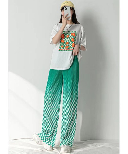 DEVICE(デバイス)の「ブロックチェック チェッカー プリーツ グラデーションリラックスパンツ(スラックス・レディース・ブラック/グリーン/ブルー・FREE)」の20枚目の写真