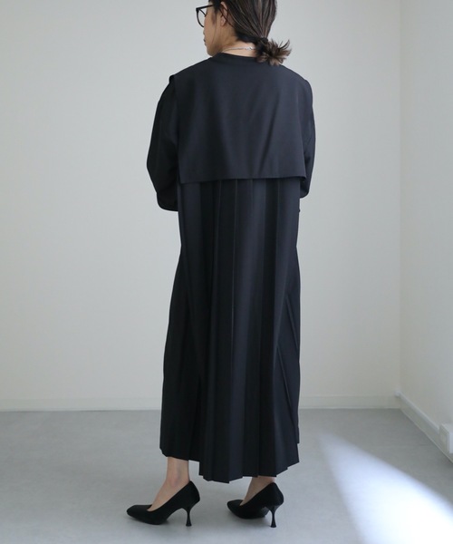 ap retro（アプレトロ）の「バックプリーツバンドカラーシャツワンピース　襟付き（シャツワンピース・レディース・ブラック/ホワイト・FREE）」の7枚目の写真