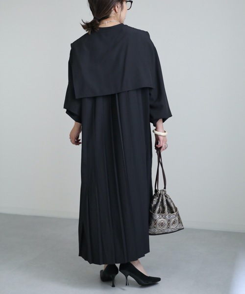 ap retro（アプレトロ）の「バックプリーツバンドカラーシャツワンピース　襟付き（シャツワンピース・レディース・ブラック/ホワイト・FREE）」の12枚目の写真