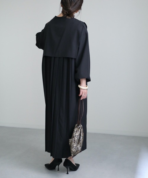 ap retro（アプレトロ）の「バックプリーツバンドカラーシャツワンピース　襟付き（シャツワンピース・レディース・ブラック/ホワイト・FREE）」の13枚目の写真