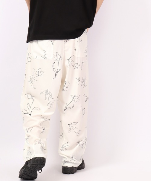 Naive magic（ナイーブマジック）の「NAIVE MAGIC 接触冷感とろみ素材 レトロ総柄バル－ンパンツ（その他パンツ・メンズ・ホワイト/ブラック/グリーン/アイボリー・M/L）」の15枚目の写真