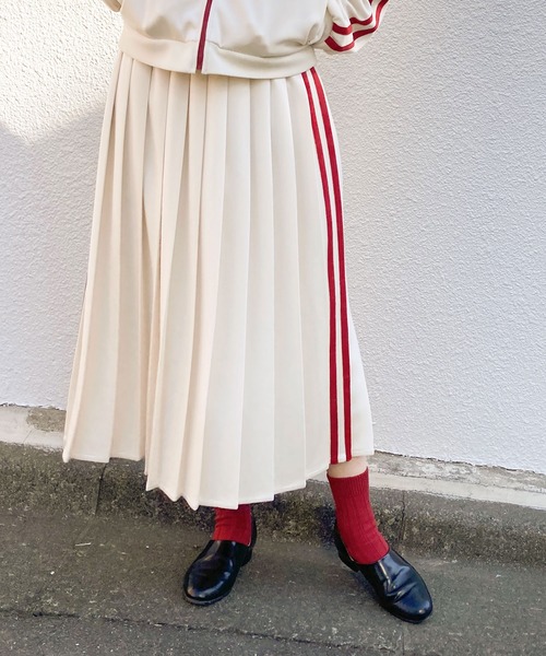 I AM I IN FACT... OJO プリーツスカート　白 I AM I IN FACT OJO プリーツスカート 白