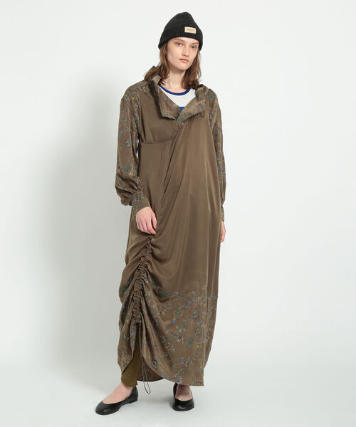 BEAMS BOY（ビームスボーイ）の「maturely / Embroidery Cut off Dress（ワンピース・レディース・オリーブ/ピンク・1/0）」の11枚目の写真