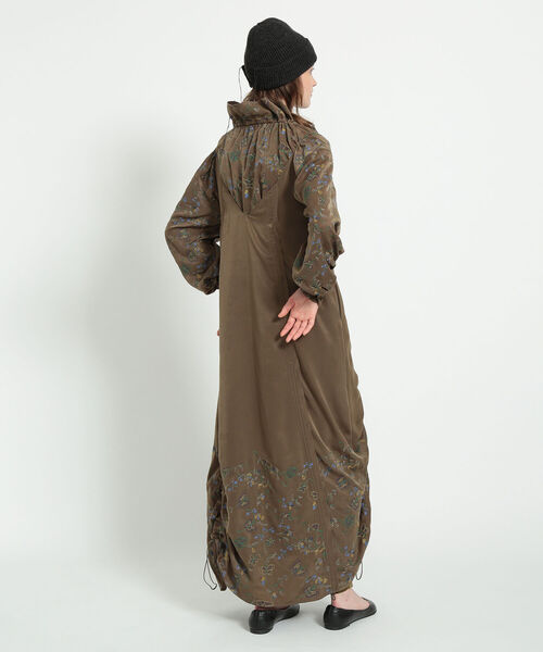 BEAMS BOY（ビームスボーイ）の「maturely / Embroidery Cut off Dress（ワンピース・レディース・オリーブ/ピンク・1/0）」の12枚目の写真