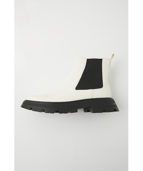 MOUSSY（マウジー）の「SIDE GORE SHORT ブーツ（ブーツ・レディース・アイボリー/ブラック/ベージュ・MEDIUM/SMALL/LARGE）」の19枚目の写真