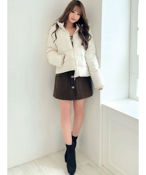 RESEXXY（リゼクシー）の「ショートダウンジャケット（ダウンジャケット/コート・レディース・ホワイト/ブラック/ベージュ・FREE）」の7枚目の写真