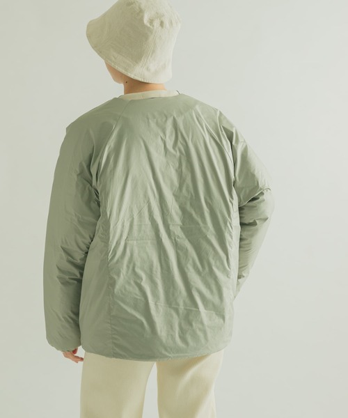 FORK&SPOON(フォークアンドスプーン)の「FORK&SPOON Soronaステッチレスブルゾン(ダウンジャケット/コート・レディース・ブラック/ライトグレー/カーキ・1)」の9枚目の写真