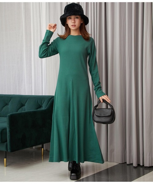CHILLE(チル)の「ワッフルAラインロングワンピース(ワンピース・レディース・グリーン/ブラック/アイボリー・FREE)」の14枚目の写真