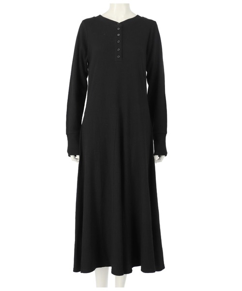 CHILLE(チル)の「ワッフルAラインロングワンピース(ワンピース・レディース・グリーン/ブラック/アイボリー・FREE)」の8枚目の写真