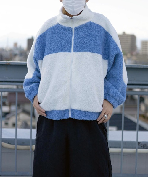 STYLEBLOCK（スタイルブロック）の「ビッグシルエットボア切り替えブルゾン（ブルゾン・メンズ・サックスブルー/ホワイト×ブラック/ホワイト×グレー/ベージュ・M/L）」の4枚目の写真