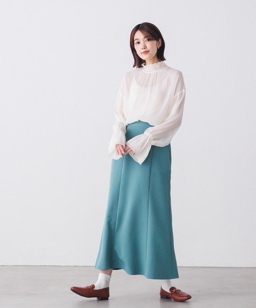 hunch(ハンチ)の「無地シャーリングネックブラウス(シャツ/ブラウス・レディース・オフホワイト/グレー/ピンク・FREE)」の18枚目の写真