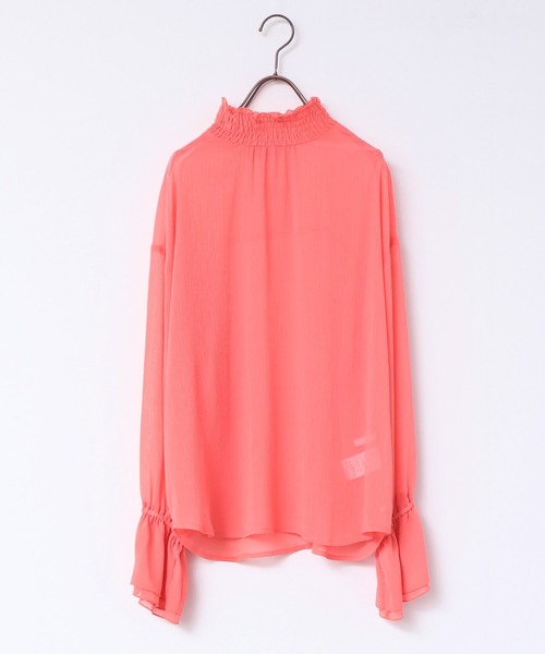 hunch(ハンチ)の「無地シャーリングネックブラウス(シャツ/ブラウス・レディース・オフホワイト/グレー/ピンク・FREE)」の19枚目の写真