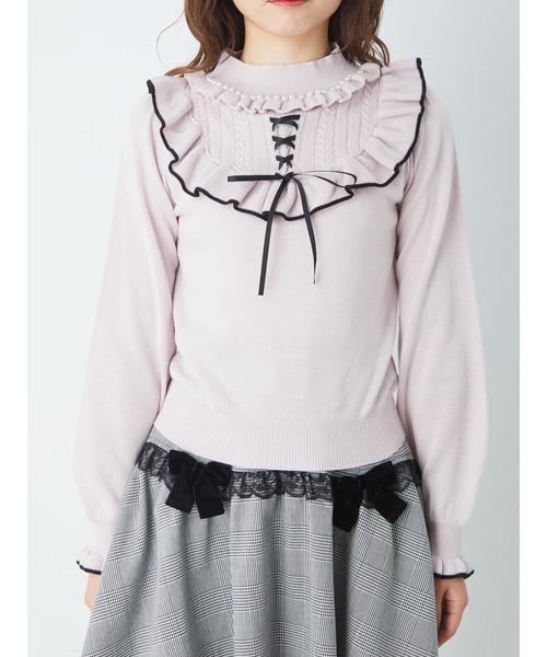 Ank Rouge(アンクルージュ)の「ヨークフリルスピンドルニット(ニット/セーター・レディース・オフホワイト/ブラック/ピンク・M)」の4枚目の写真