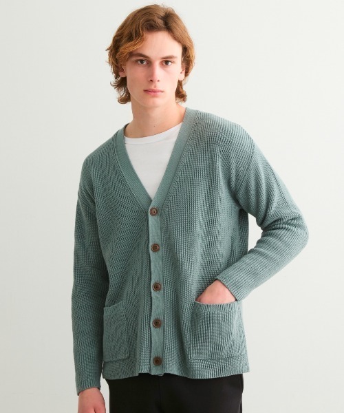 three dots(スリードッツ)の「コットンカシミヤ Vネックカーディガン(カーディガン/ボレロ・メンズ・ブラック/ブルーグリーン・LARGE/MEDIUM/SMALL)」の4枚目の写真