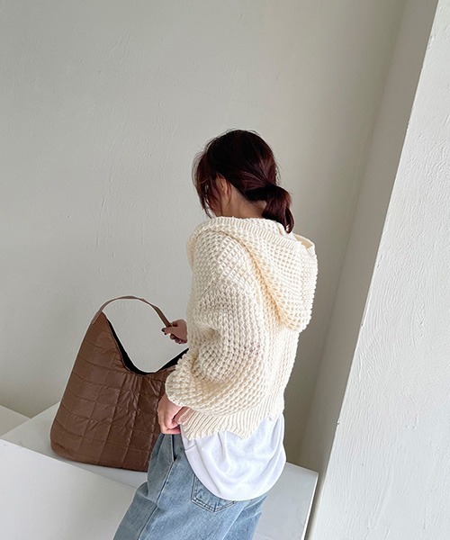 NANING9（ナンニング）の「NANING9 クロップドニットジップアップパーカー（ニット/セーター・レディース・スカイブルー/アイボリー/ピンク・FREE）」の9枚目の写真