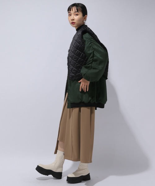 HARE(ハレ)の「リバーシブルファーベストMA-1(HARE)(MA-1・レディース・ブラック/グレー・FREE)」の7枚目の写真