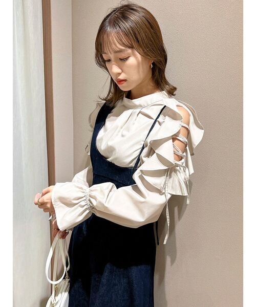 dazzlin(ダズリン)の「フリルレースアップキャンディブラウス(シャツ/ブラウス・レディース・ベージュ/ネイビー/ブルー・FREE)」の10枚目の写真