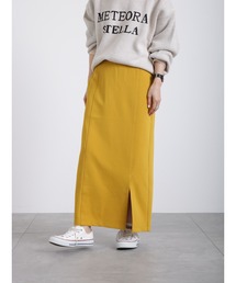 サイドスリットタイトスカート