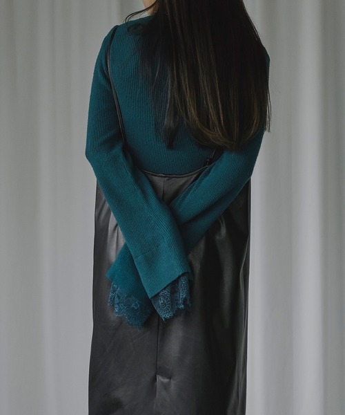 Ezick(エジック)の「Layered lace cuffs リブニット(ニット/セーター・レディース・グリーン/パープル/ブラック・FREE)」の21枚目の写真