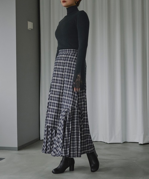 Ezick(エジック)の「Layered lace cuffs リブニット(ニット/セーター・レディース・グリーン/パープル/ブラック・FREE)」の12枚目の写真