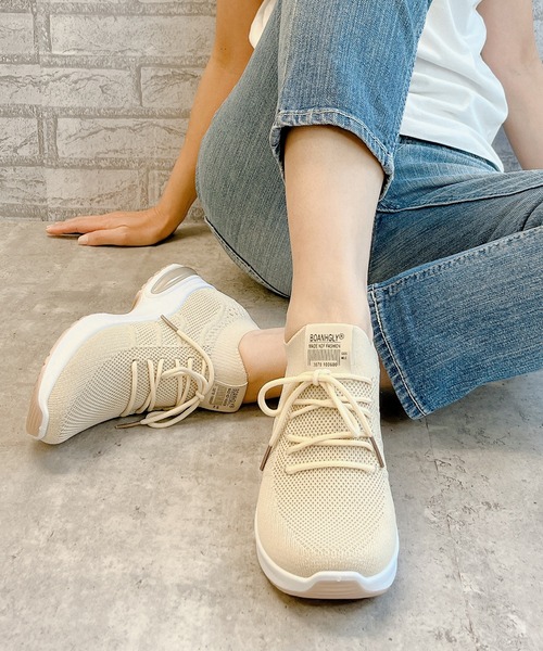 Noubel Voug Relax（ヌーベルヴォーグリラックス）の「美脚☆レースアップニットスニーカー（スニーカー・レディース・グレー/ブラック/ホワイト/ベージュ・S/3L/M/LL/L）」の4枚目の写真